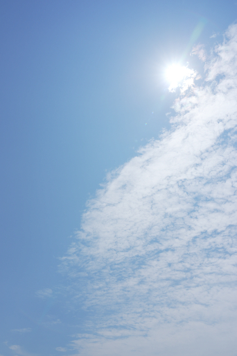 青空に広がる雲
